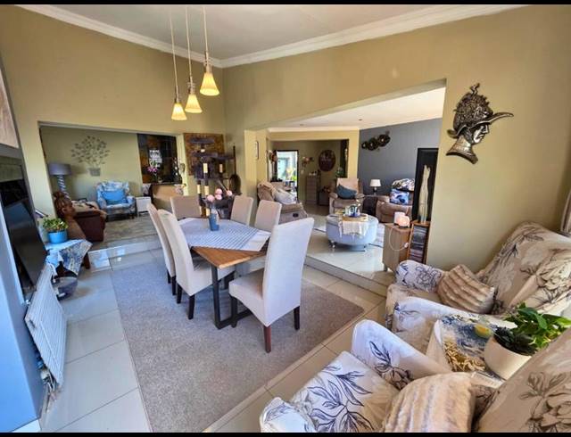 3 BEDROOM HOUSE FOR SALE IN BLUE GILL